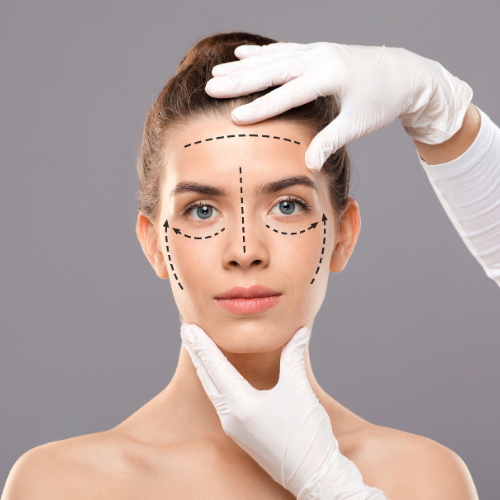 Eine Frau unterzieht sich einer Facelifting-Operation, um ihr Aussehen zu verbessern.